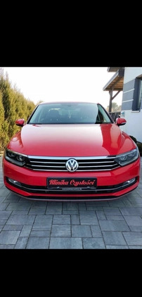 Volkswagen Passat cena 82900 przebieg: 138000, rok produkcji 2017 z Gryfino małe 137